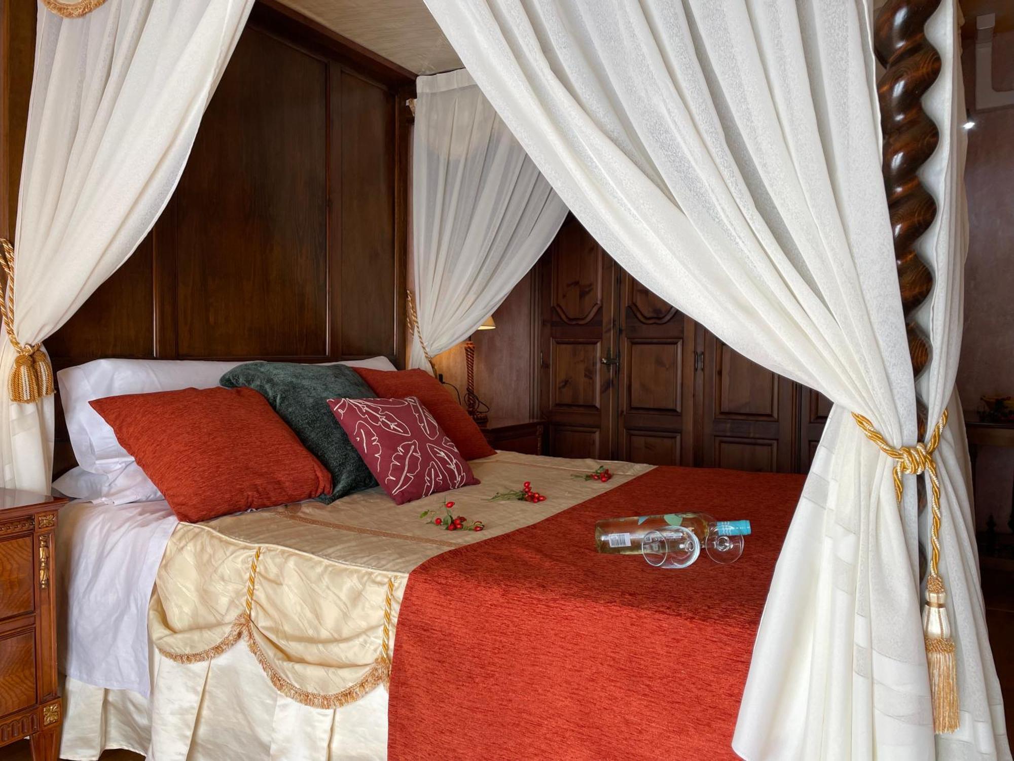 La Posada Del Hidalgo De Alarcon Bagian luar foto